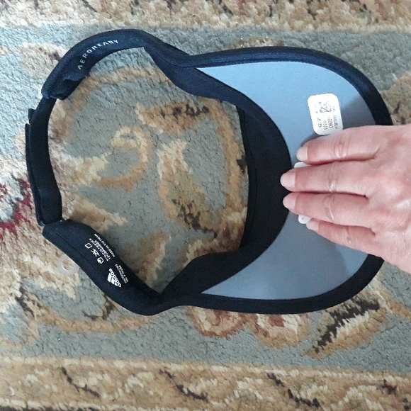 7x*Host Pick*Adidas Aeroready ladies visor - Picture 10 of 16